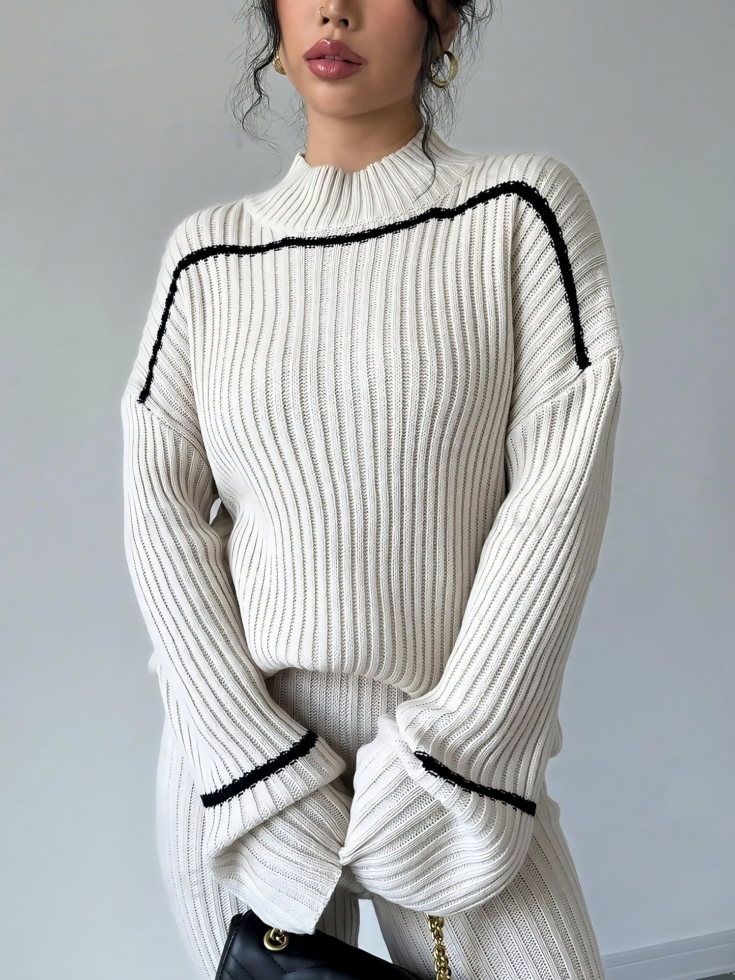 Women Contrast Striped Print Turtleneck Sweater And Solid Color Pants Set